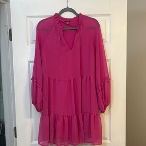 4 for $20 Vince Camuto size S Elegant Pink Chiffon Dress

4 for $20